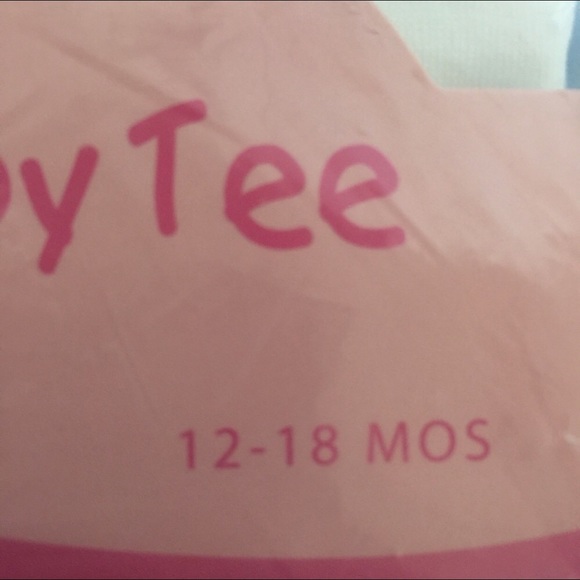 NEW! Valentine’s Day Baby Tee Hugs Kisses - Picture 4 of 5